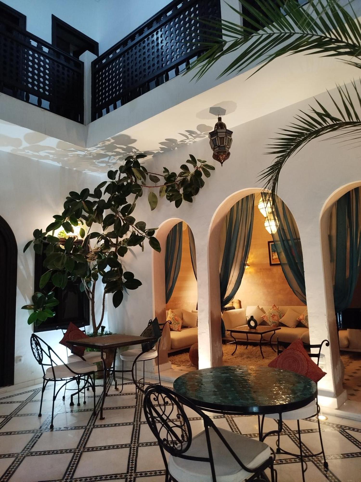 Riad Les Trois Mages Marrakesh Buitenkant foto
